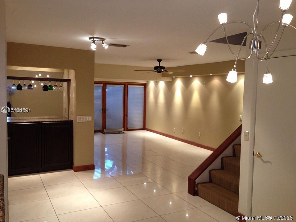 1st image of 20907 Leeward Ct #2565