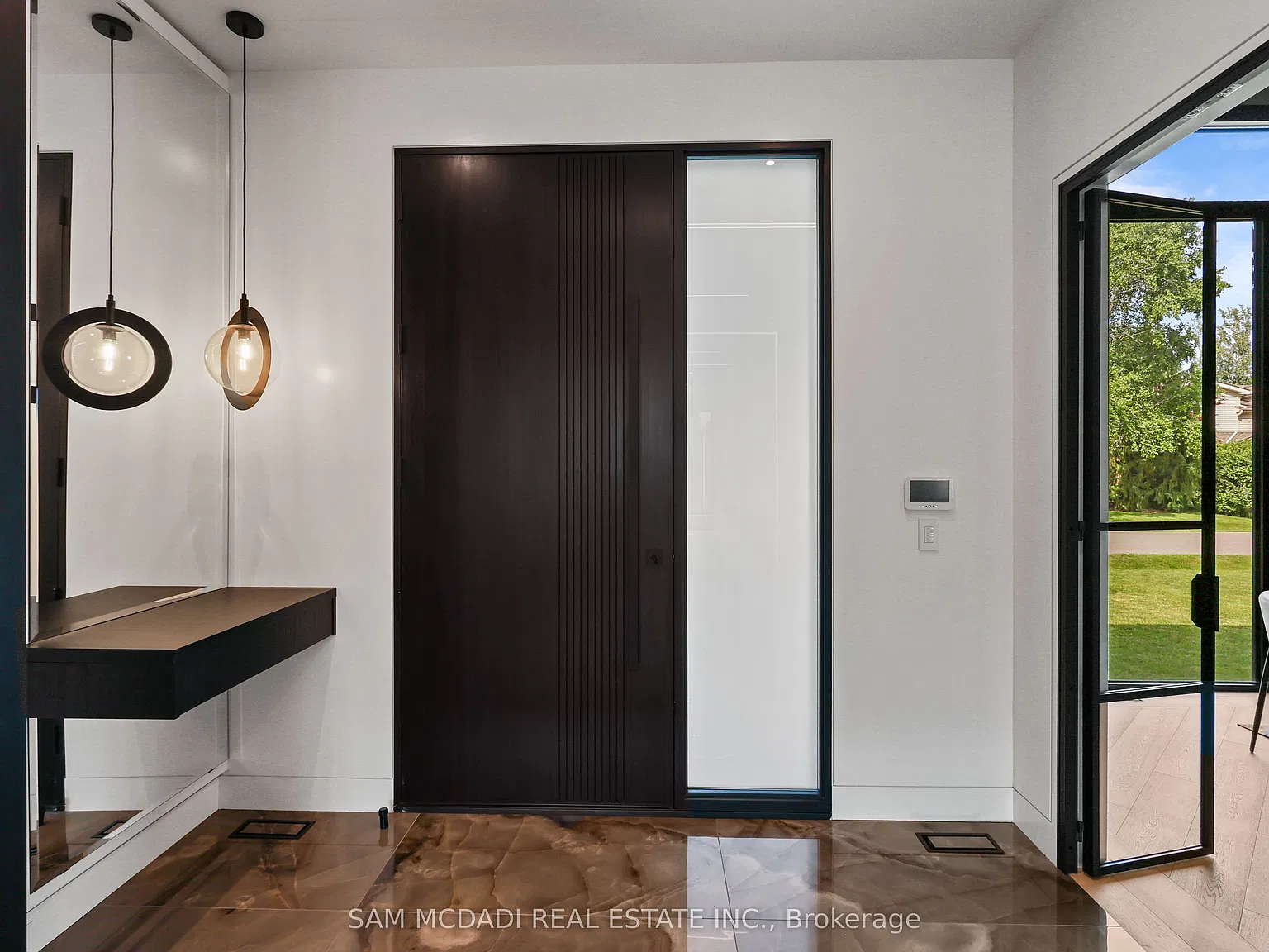 5 bed, $10,000 — Photo 3
