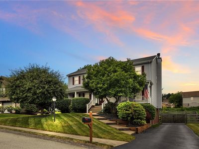 3 Sarah Ct, Penn Township, PA, 15642