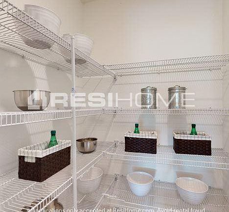 3rd image of 2235 Jungle Dr