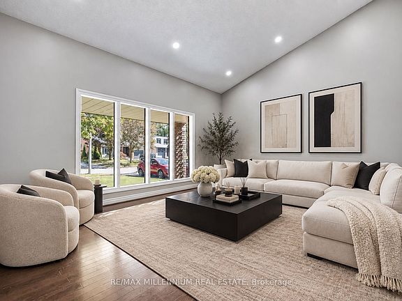 4th image of 1855 Malden Cres