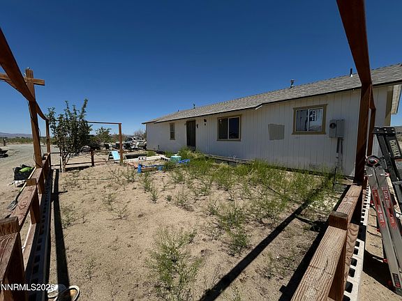 5th image of 21 Cardon Ln