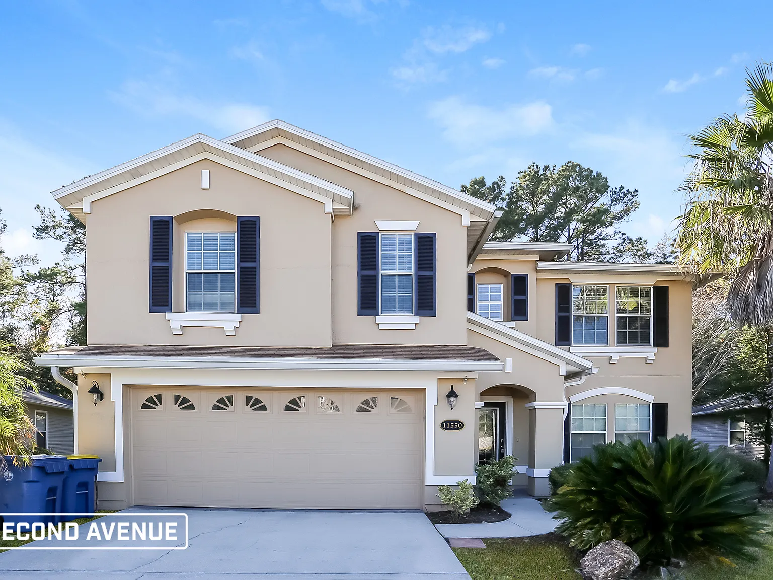 3 bed, 2.5 bath, 2547 sqft, $2,045 — Photo 1