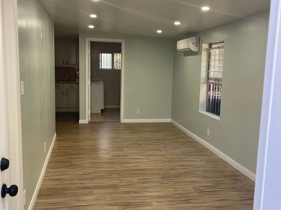 1st image of 142 S Townsend Ave #144