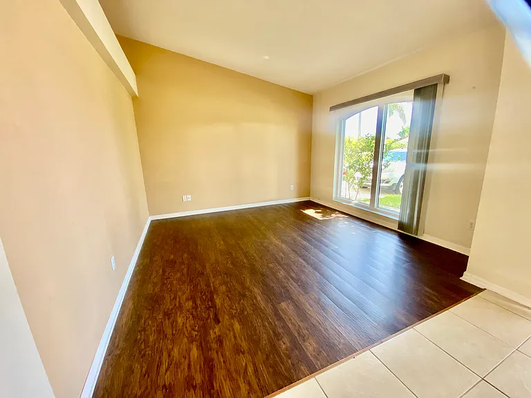 3918 SW 17th Ave — Photo 8