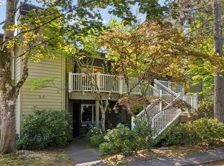 5055 Foothills Dr Unit G, Lake Oswego, OR 97034