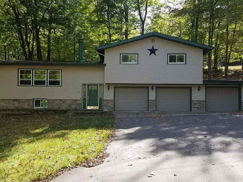 1st image of 151711 Daffodil Ln