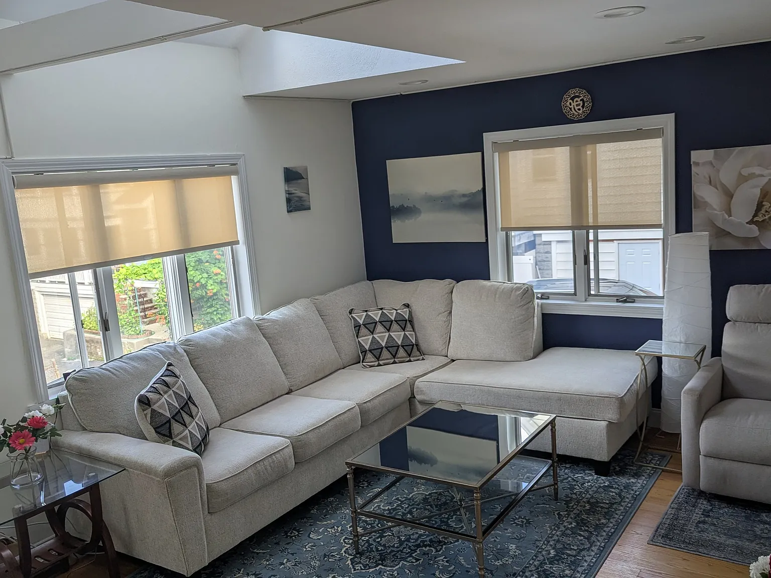4 bed, 2210 sqft, $5,000 — Photo 1