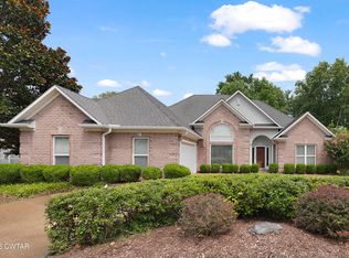 22 Belle Trace Cv, Jackson, TN 38305