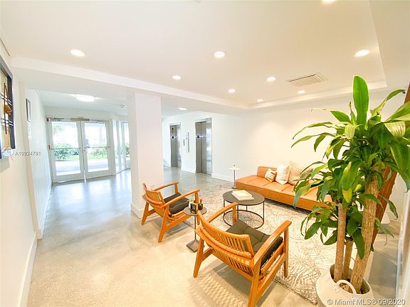 4th image of 7928 West Dr APT 405