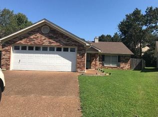 102 Wildwood Ct, Jonesboro, AR 72401