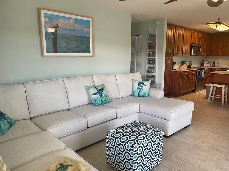 126 Dove Creek Dr — Photo 4