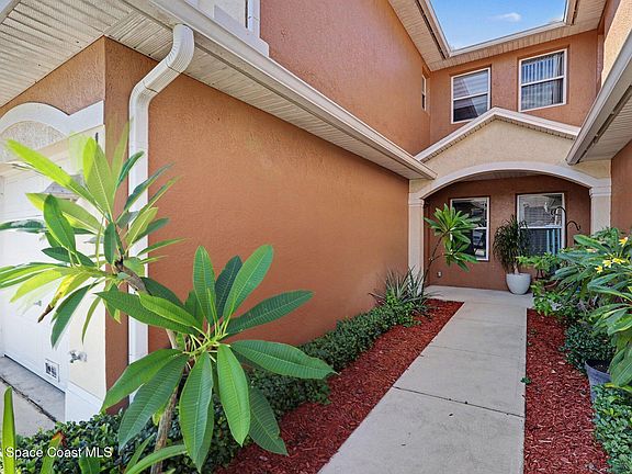 2nd image of 1030 Venetian Dr Unit 103