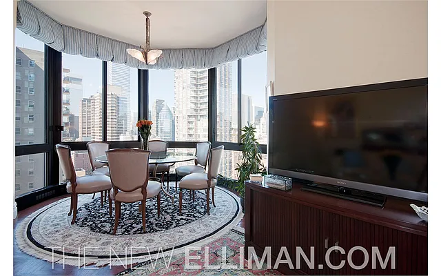 Sold by Douglas Elliman | media 25