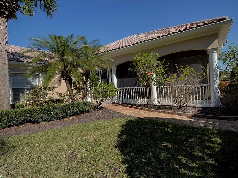 7681 Sicilia Ct — Photo 3