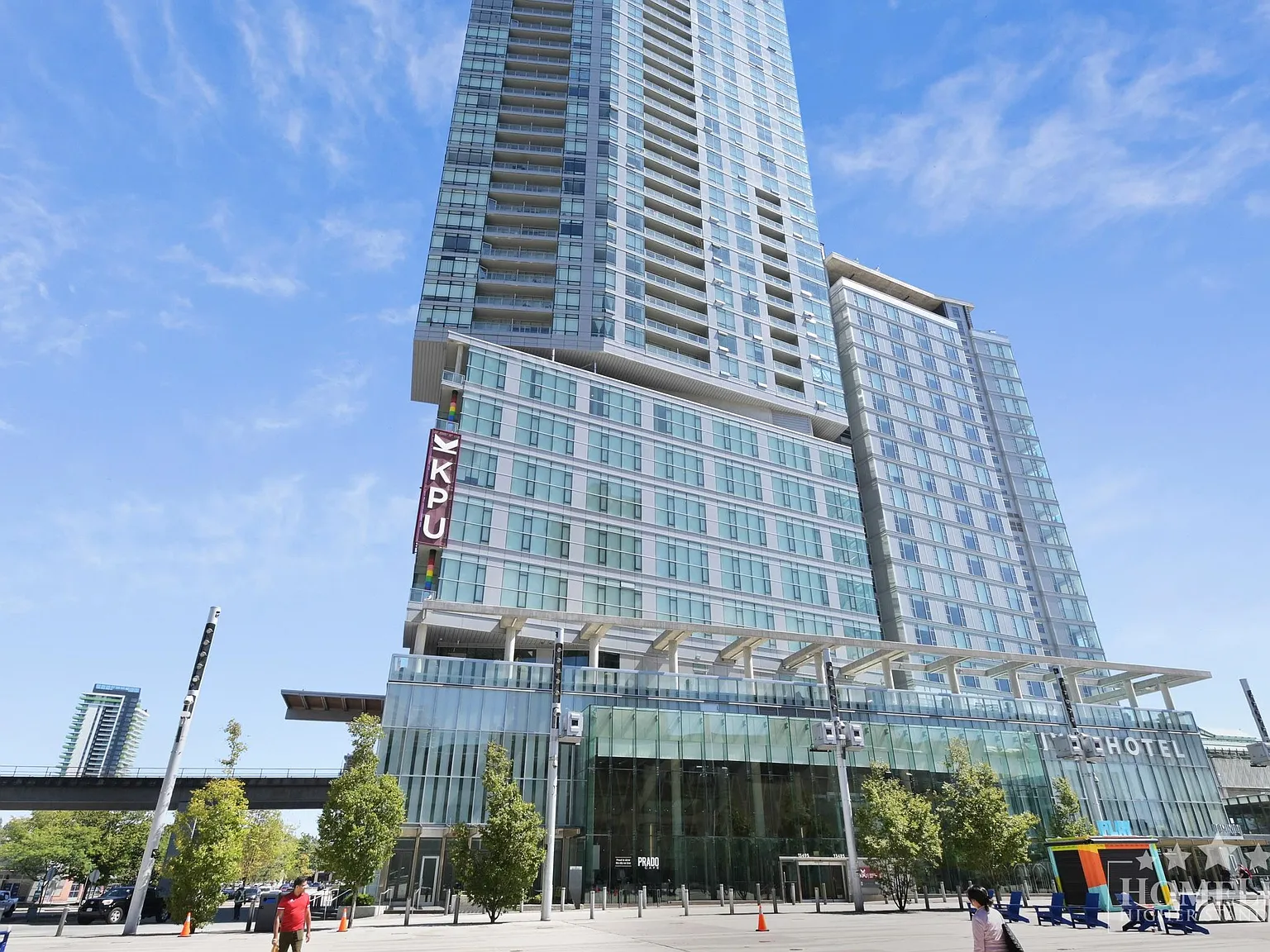 1 bed, 649 sqft, $1,975 — Photo 2