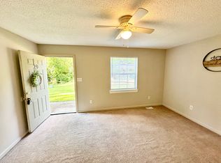 102 Carter Sells Rd, Johnson City, TN 37604