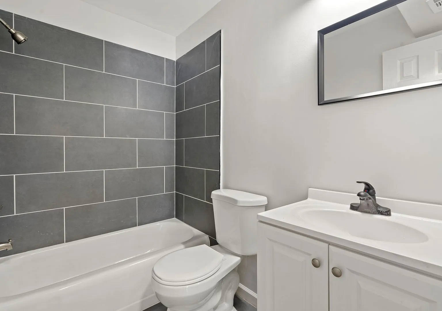 808 Chesapeake LLC — Photo 4