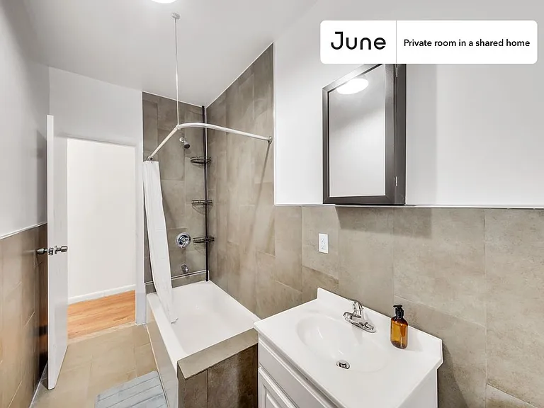 3620 Broadway #A — Photo 9