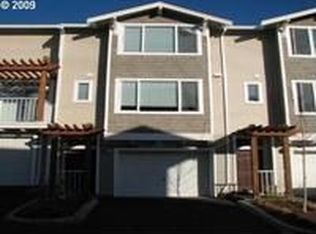 8740 SW 147th Ter UNIT 102, Beaverton, OR 97007