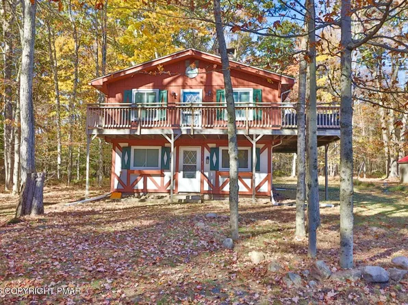 5114 Ash Dr, Pocono Summit, PA 18346
