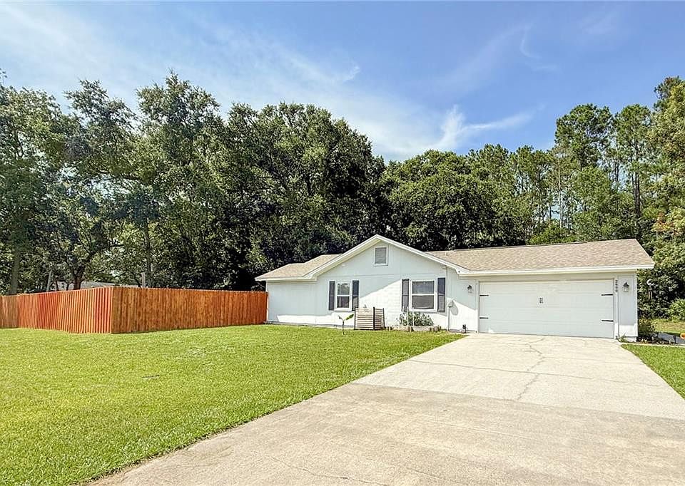 1st image of 2600 Plantation Dr