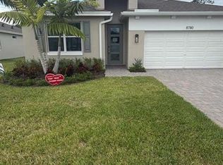 8780 SW Kanner Oaks Dr, Stuart, FL 34997