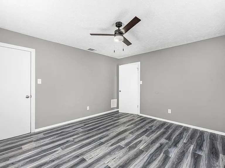 502 Frawley St #2 — Photo 12