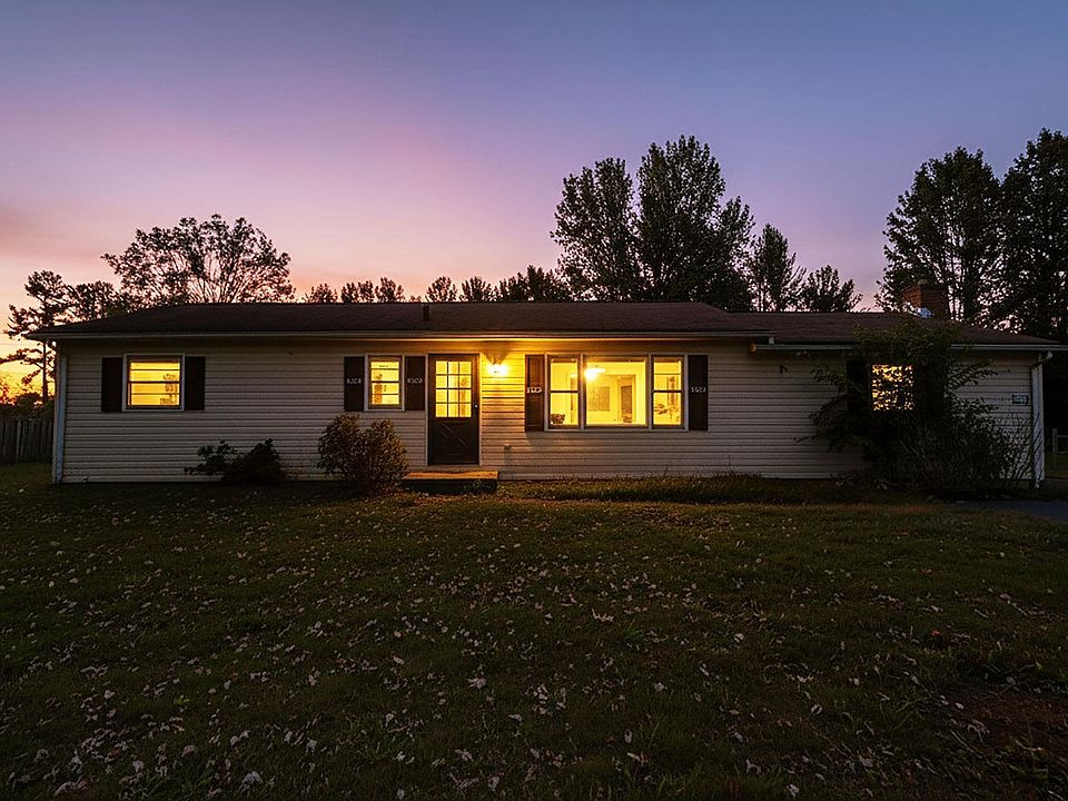 1st image of 74 Kingswood Ct