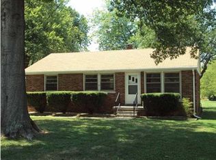 1807 Rollett Ln, Evansville, IN 47712