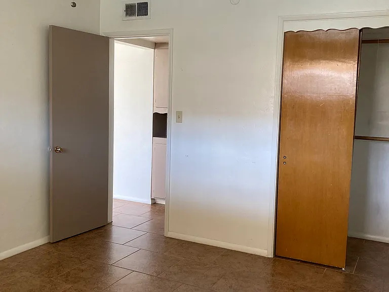 2719 E Montecito Ave #1 — Photo 7