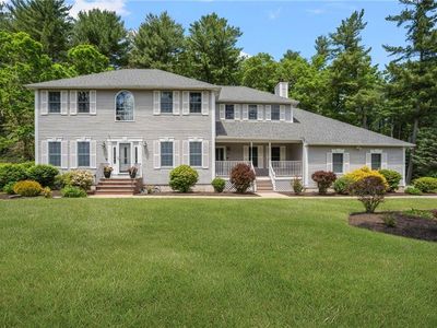 95 River Farm Dr, East Greenwich, RI, 02818
