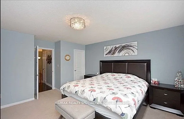 1307 Brandon Ter — Photo 8