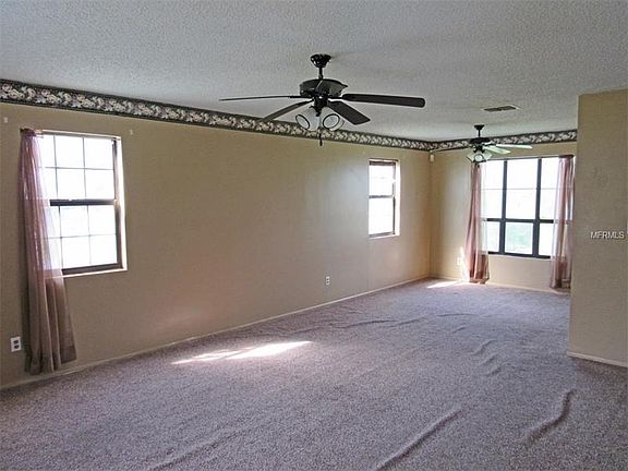 4th image of 9912 E Fowler Ave