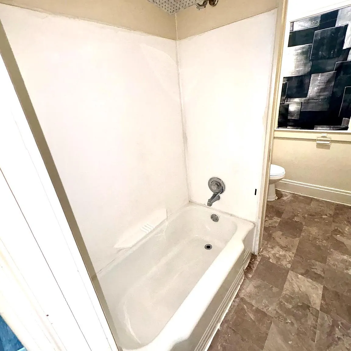 3 bed, 1200 sqft, $1,395 — Photo 3