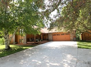 20216 Sand Creek Dr, Jordan, MN 55352