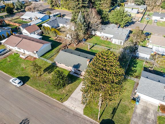 5th image of 10014 NE 74th St