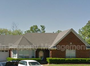 6600 Elmore Woods Cv, Memphis, TN 38134