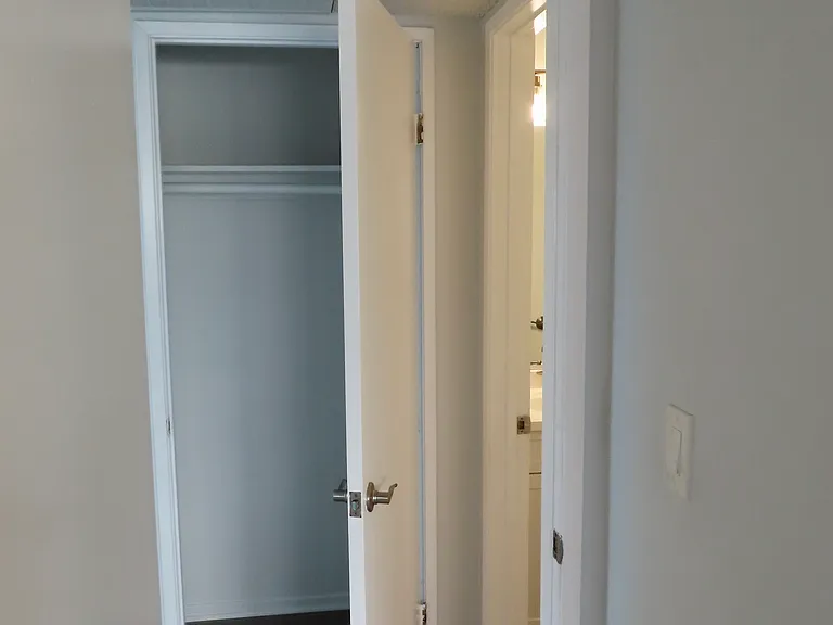 1103 W Angeleno Ave #D — Photo 19