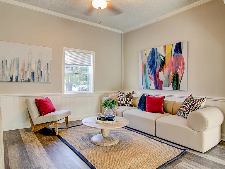 1420 Yates St #420 — Photo 7