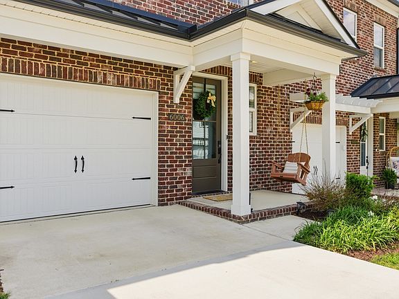 3rd image of 6006 Mill Tree Ct