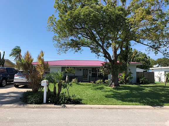 3rd image of 2676 Algonquin Dr