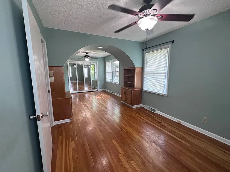 11316 Maplecrest Dr SE — Photo 15