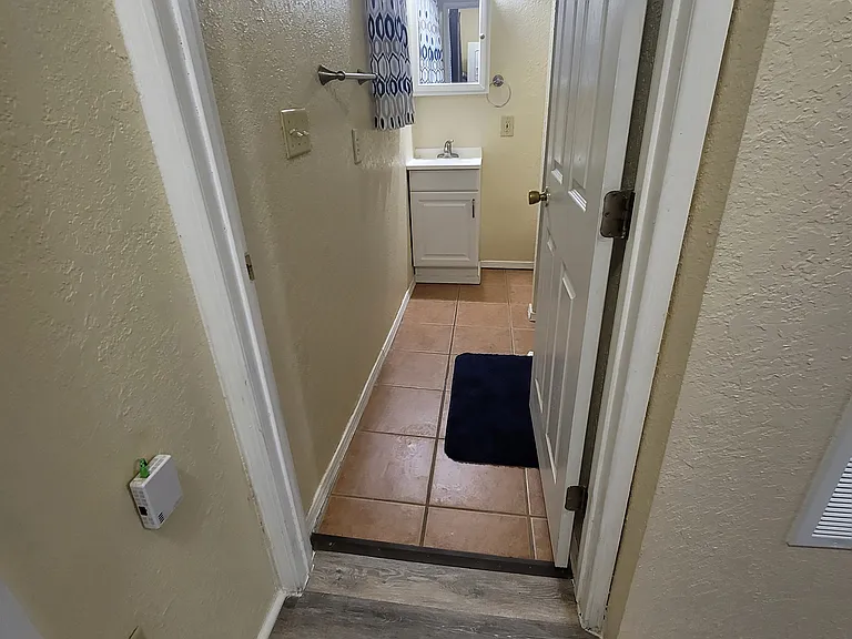2404 Idaho St — Photo 10