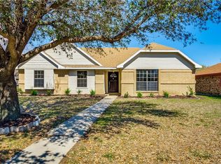 1513 Springaire Ln, Lewisville, TX 75077