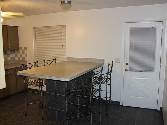 Kitchen/ Built-in Table top 