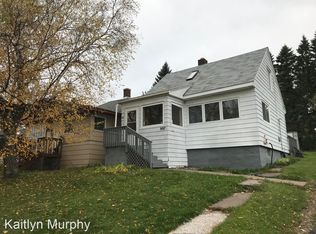 907 W 6th St, Duluth, MN 55806