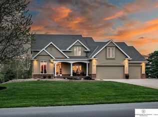 9970 S 161st St, Omaha, NE 68136