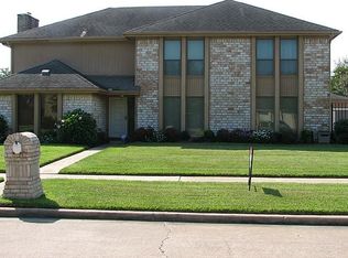 10123 Sagedale Dr, Houston, TX 77089