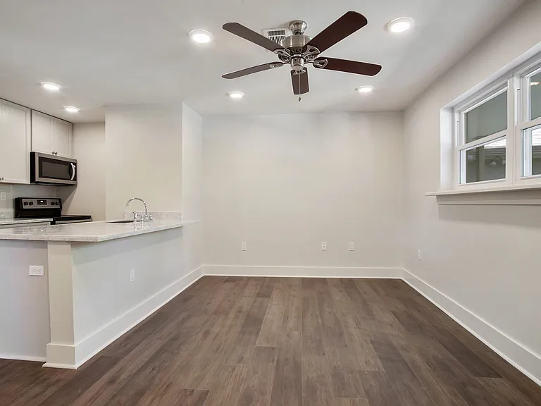 2110 Bayou Rd #5 — Photo 15